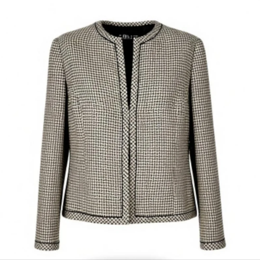 Kasper Tweed Blazer Size 12P 1 Hook Eye Closure Long Sleeve Lined Black Tan